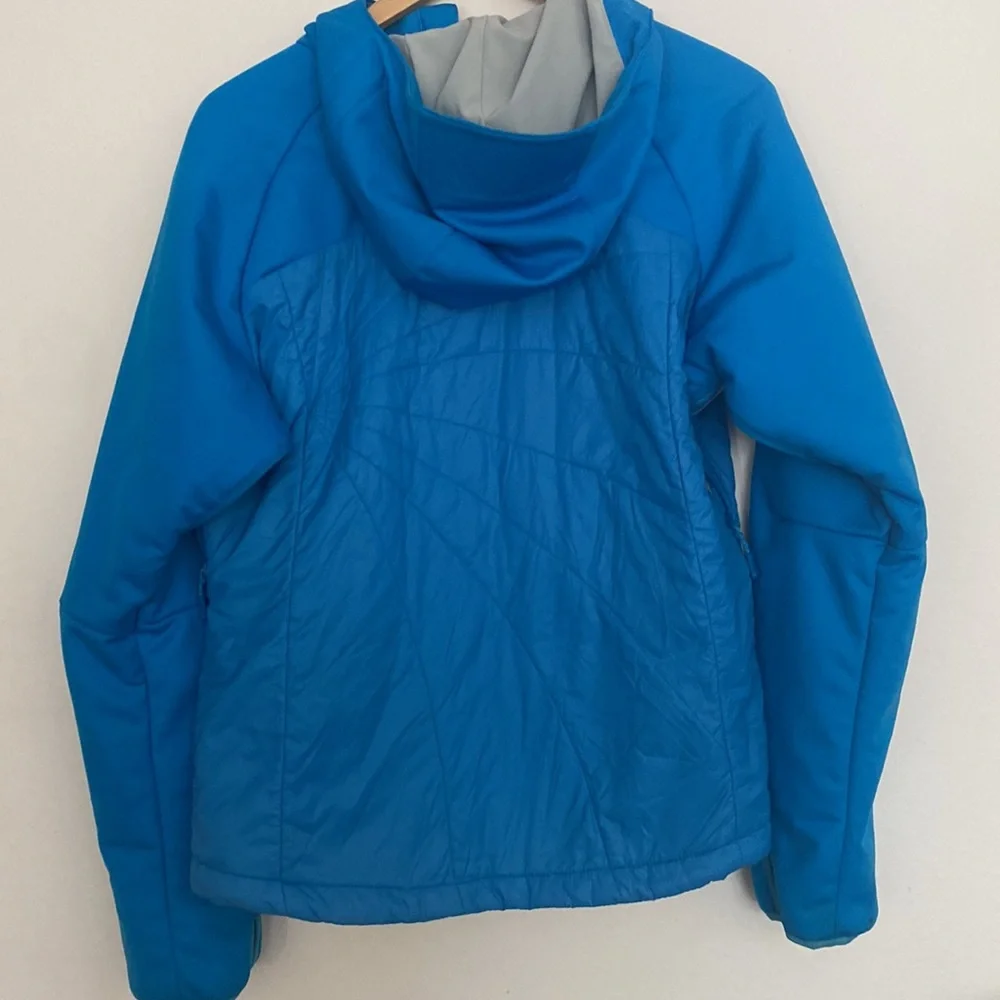 Mammut  womens medium zip up jacket bright blue, zip pockets, hooded - Picture 11 of 11